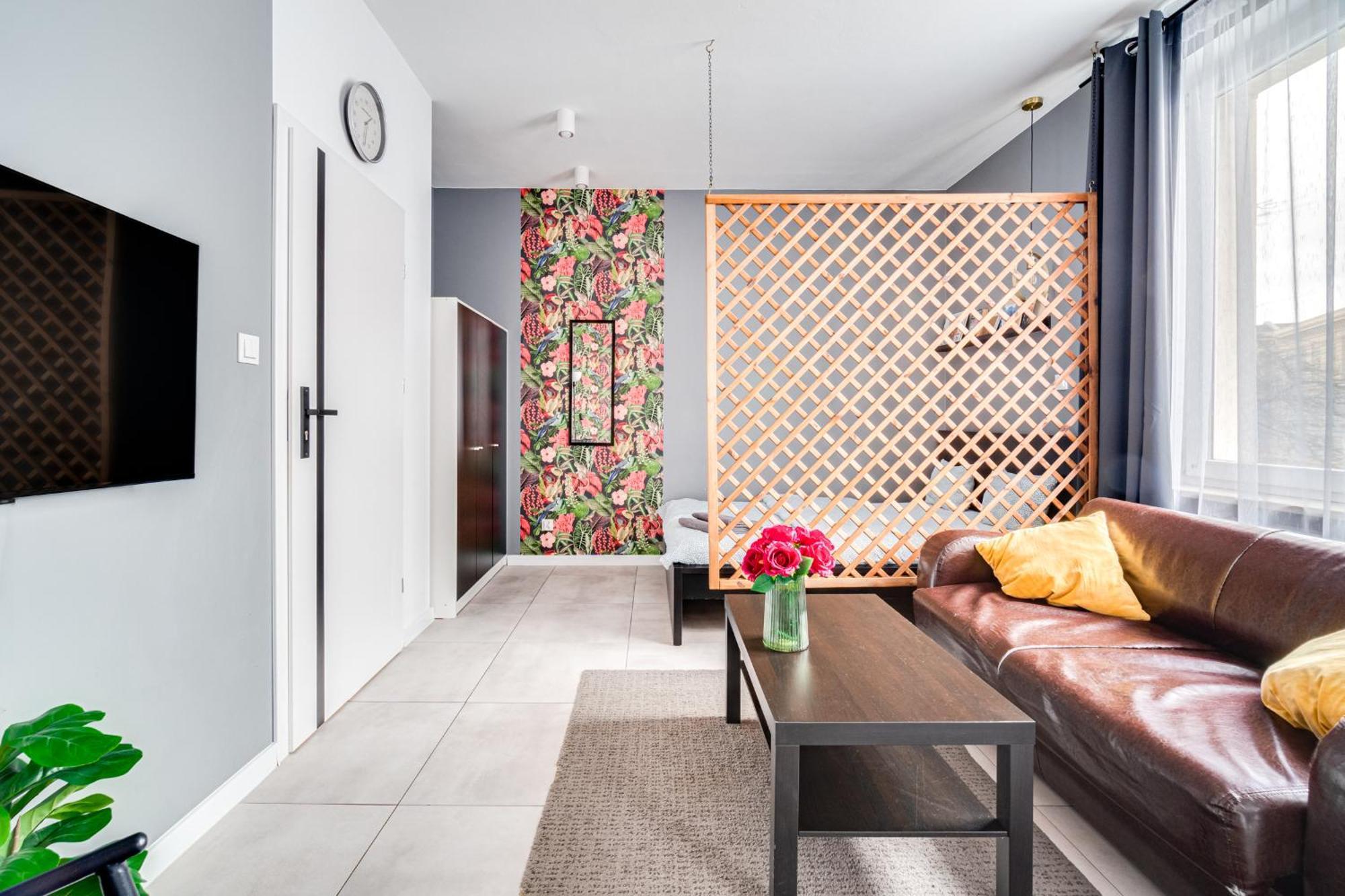 Monkey Apartment ~ 700M Main Square ~ Self Check-In 24H Wroclaw Ngoại thất bức ảnh
